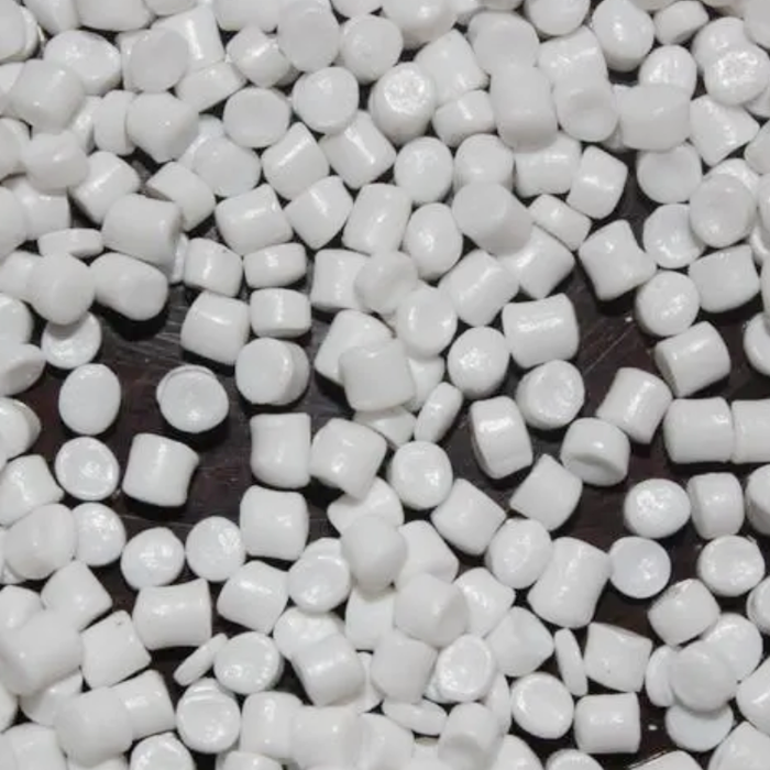 Barium sulfate filled masterbatch